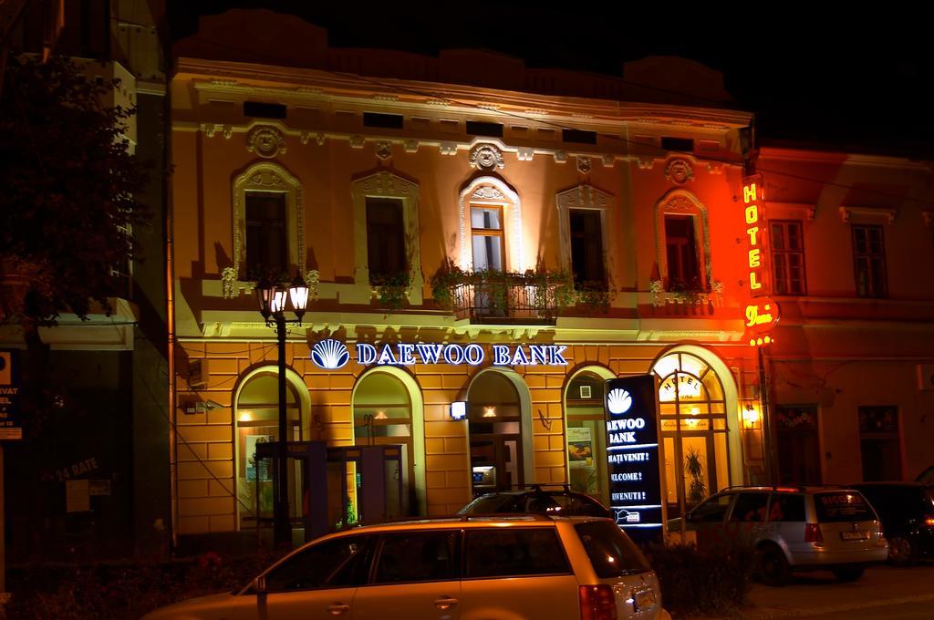 Hotel Dana 2 Satu Mare Zewnętrze zdjęcie